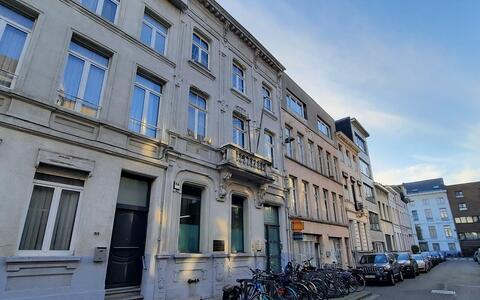 Ein Morgen in der Synagoge: neu entdeckter Polizeibericht über die Razzia vom 28.-29. August 1942